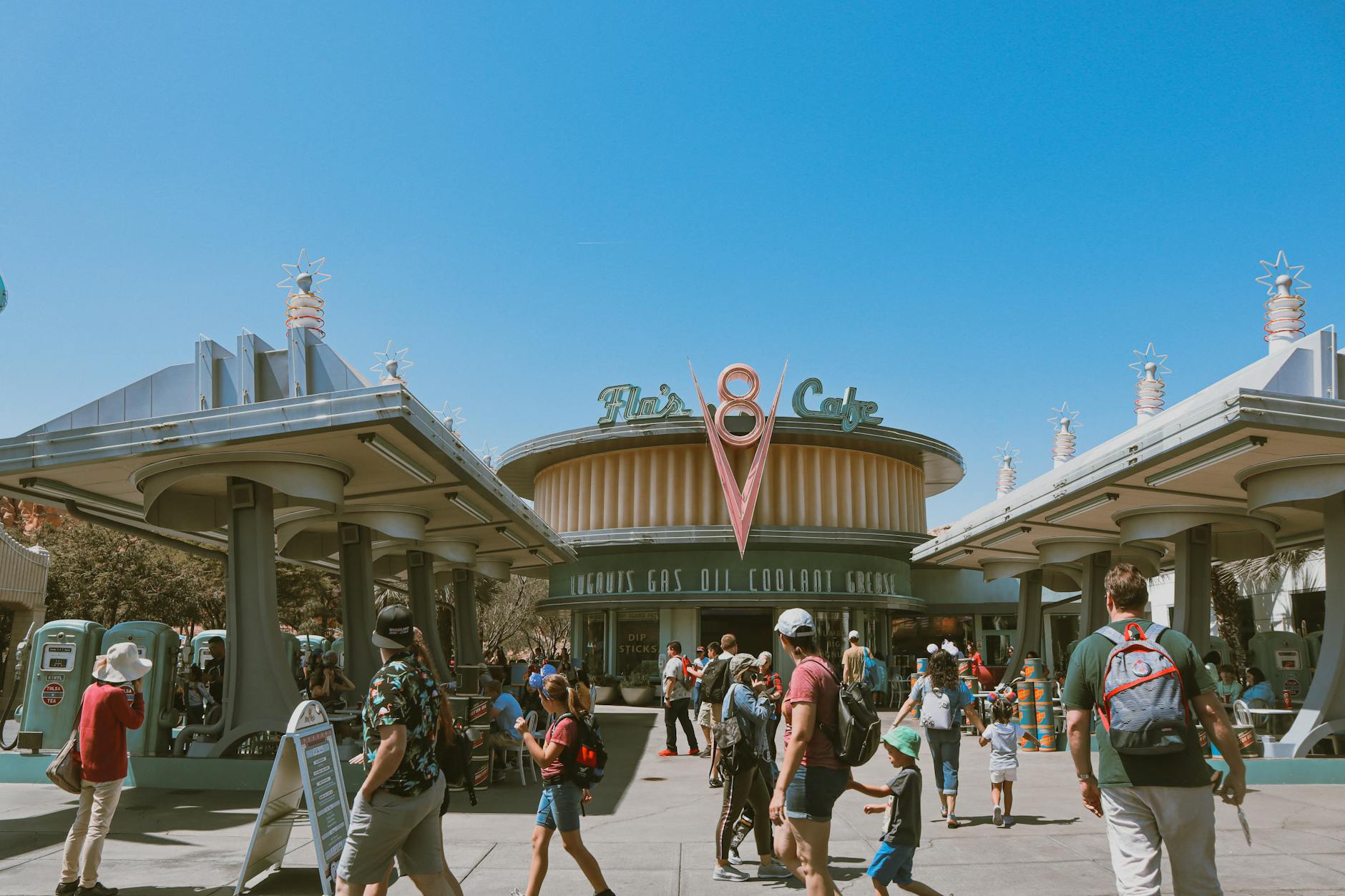 Universal Orlando dining includes immersive themed restaurants across all parks including Epic Universe