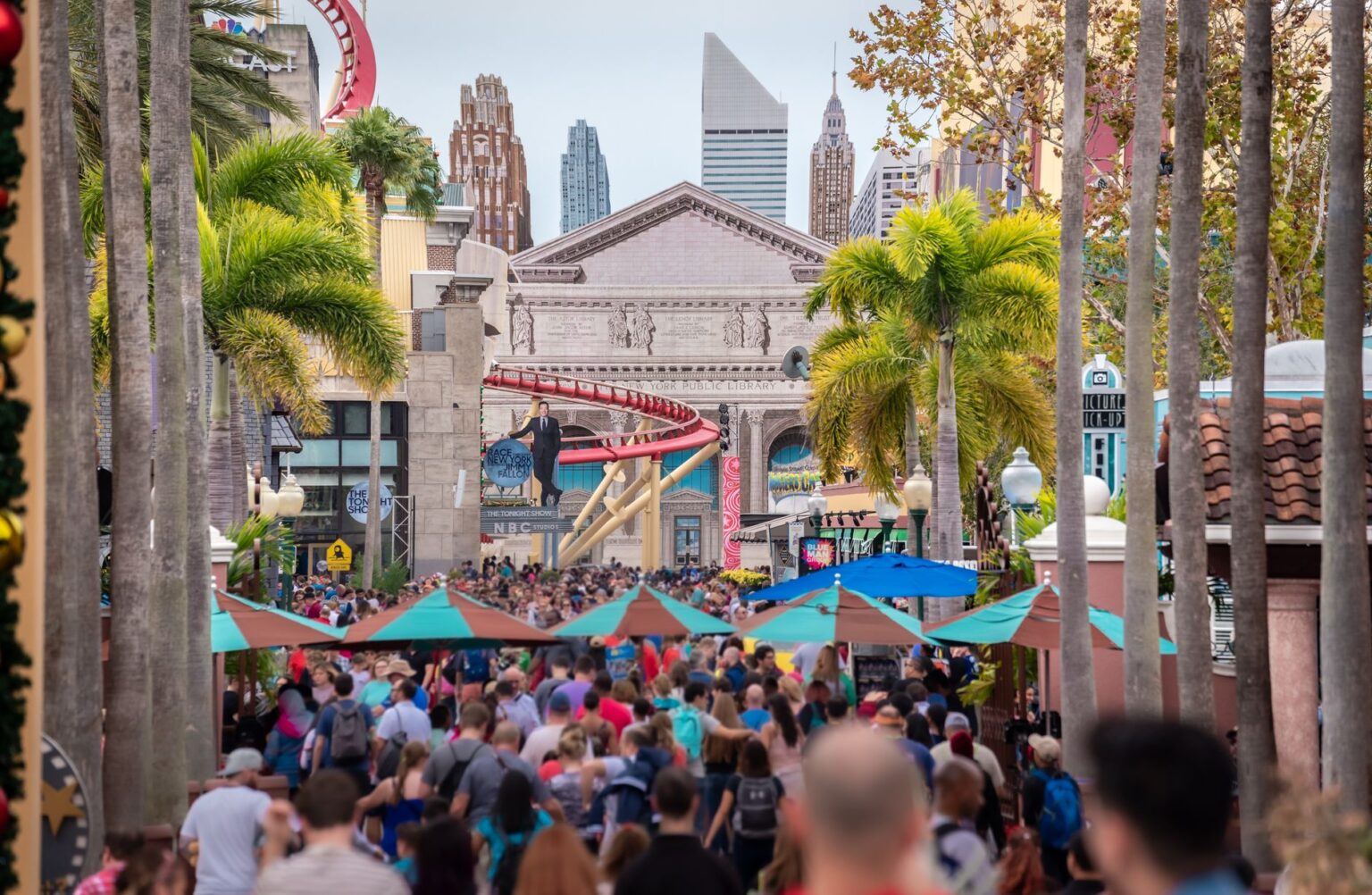 Lightning Lane vs Express Pass: Orlando 2026 Compared