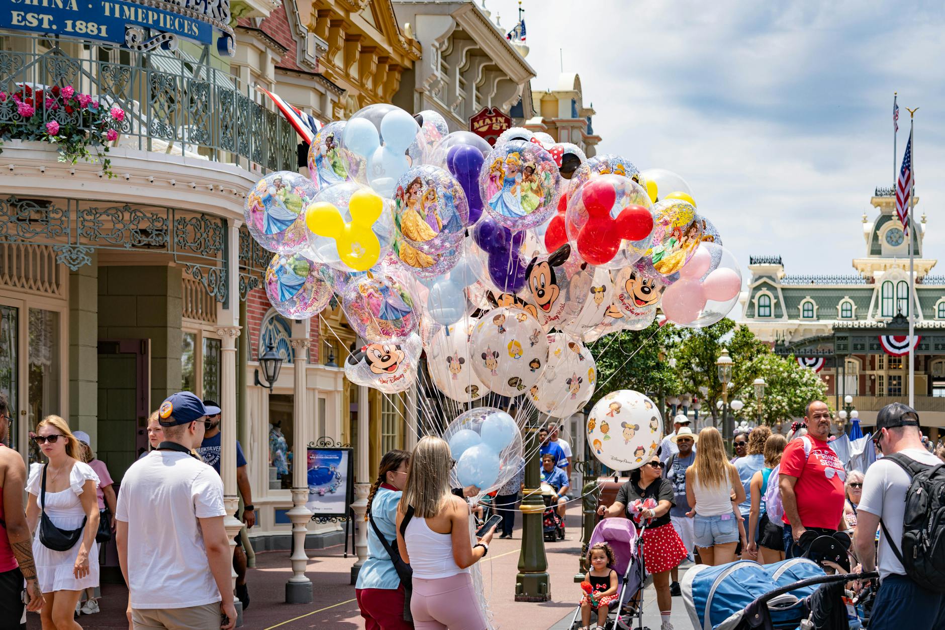 Is Orlando Worth Visiting? Honest Pros and Cons for 2026