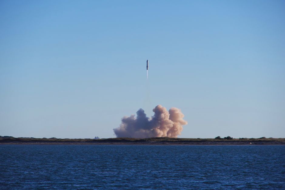 Rocket launch (Kennedy Space Center Day Trip from Orlando)